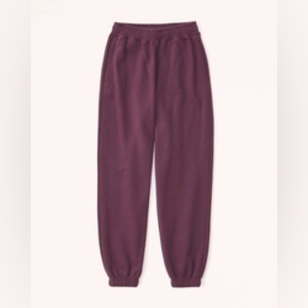 A&F Essential Sunday Sweatpant